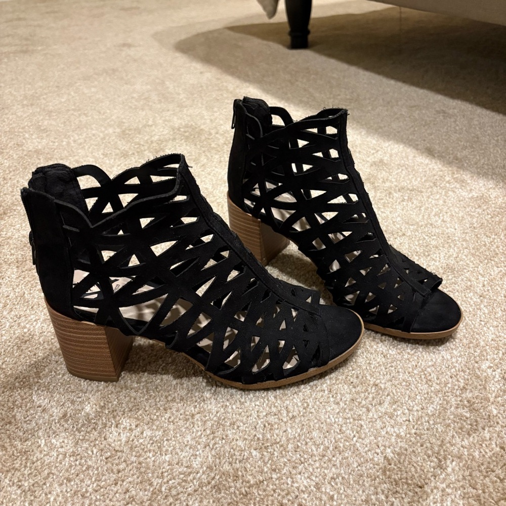 Fergalicious Black Cutout Sandal with Chunky Heel